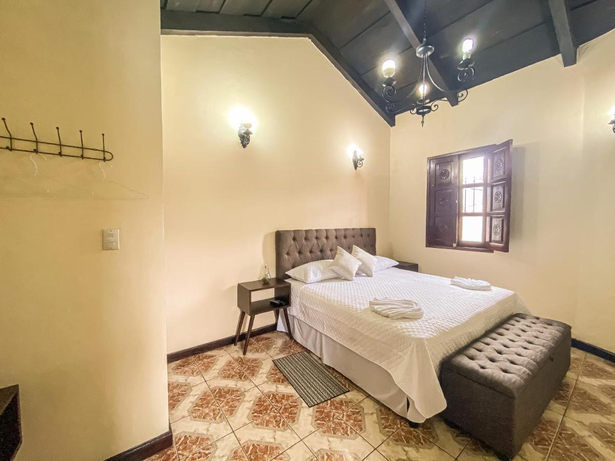 Real Marquez Hotel Antigua Exteriör bild