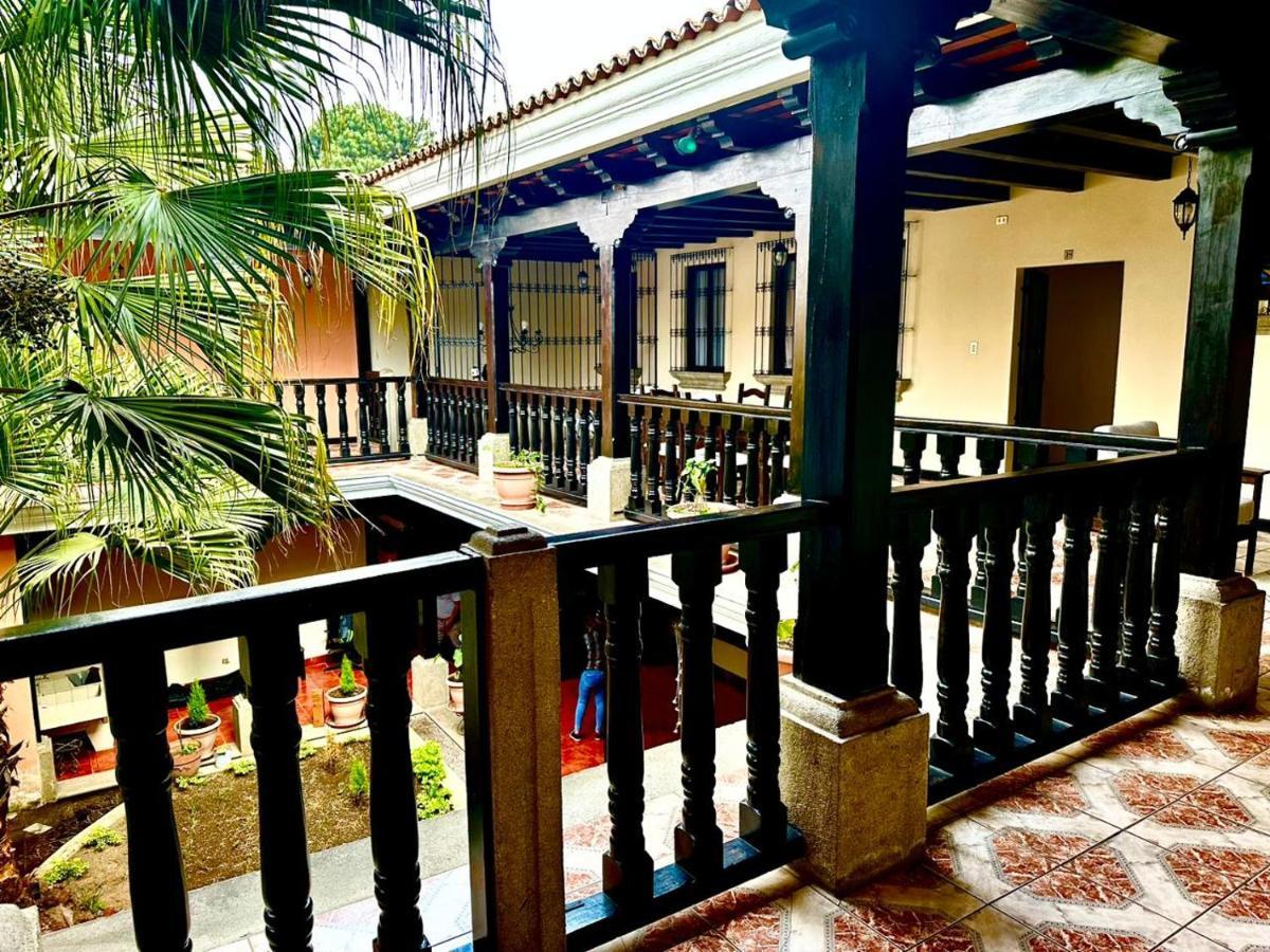 Real Marquez Hotel Antigua Exteriör bild